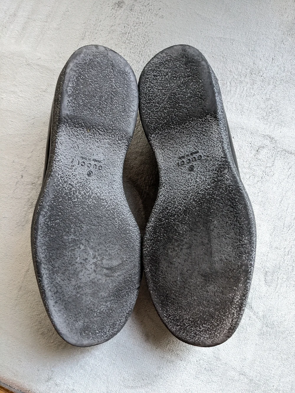 Gucci Men's Black Leather Horsebit Loafers